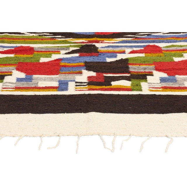 Vintage South American Chancay Pájaro Peruvian Kilim Rug - 05'11 X 07'00 For Sale - Image 4 of 9