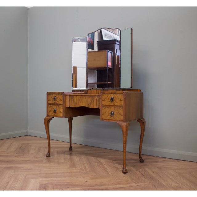 Art Deco Walnut and Walnut Veneer Dressing Table, 1930s For Sale - Image 4 of 12