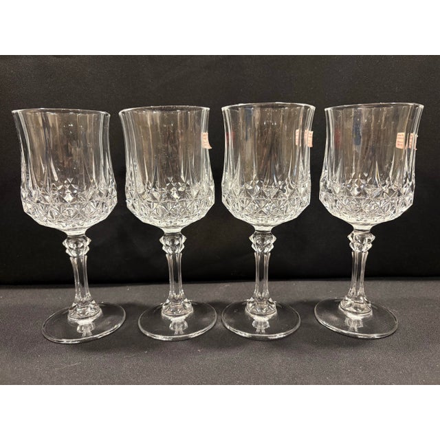 Cristal d' Arques Crystal Wine Goblets From French Maker Cristal D’Arques in the Longchamp Pattern - Set of Four For Sale - Image 4 of 6