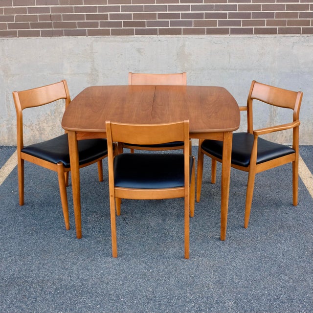 Mid Century Modern United Furniture "Intermood" Cherry Dining Table