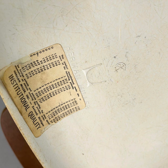 Vintage Fiberglass Model DSS-TA Side Chair in White by Charles & Ray Eames for Herman Miller, 1950s For Sale - Image 11 of 14