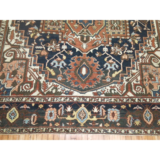 Early 20th Century Persian Heriz Charcoal Brown Navy Room Size Early 20th Century Masculine Rug - 9'9" x 12'5" For Sale - Image 5 of 6