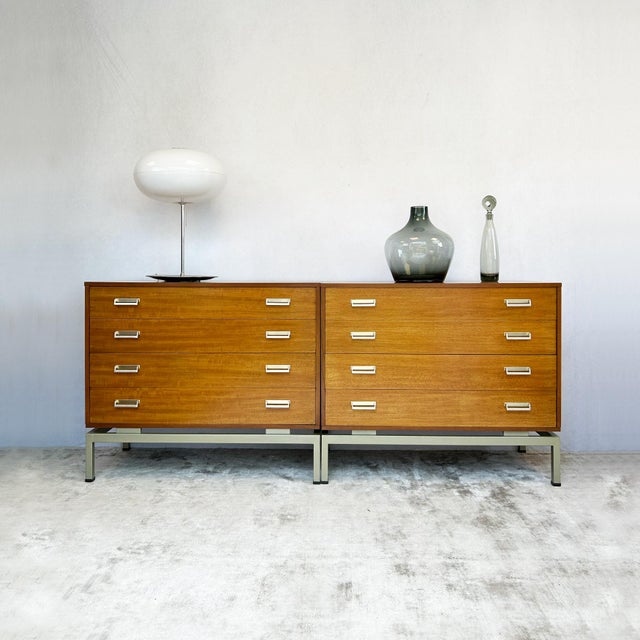 Limba Afrormosia Chest of Drawers by Leslie Dandy for G-Plan, 1950s For Sale - Image 6 of 13