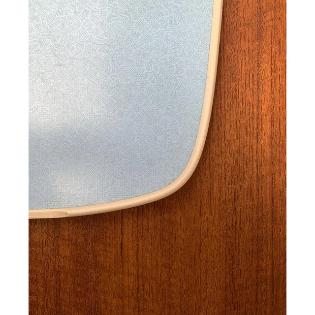Mid-Century Plastic Blue & Pink Flip Tray, 1960s For Sale - Image 10 of 18