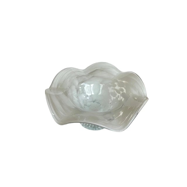 Gorgeous vintage cloud ruffle decor bowl. Similar design to Murano.