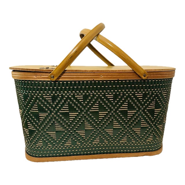 1970s American Woven Green Wicker Weave Picnic Basket For Sale