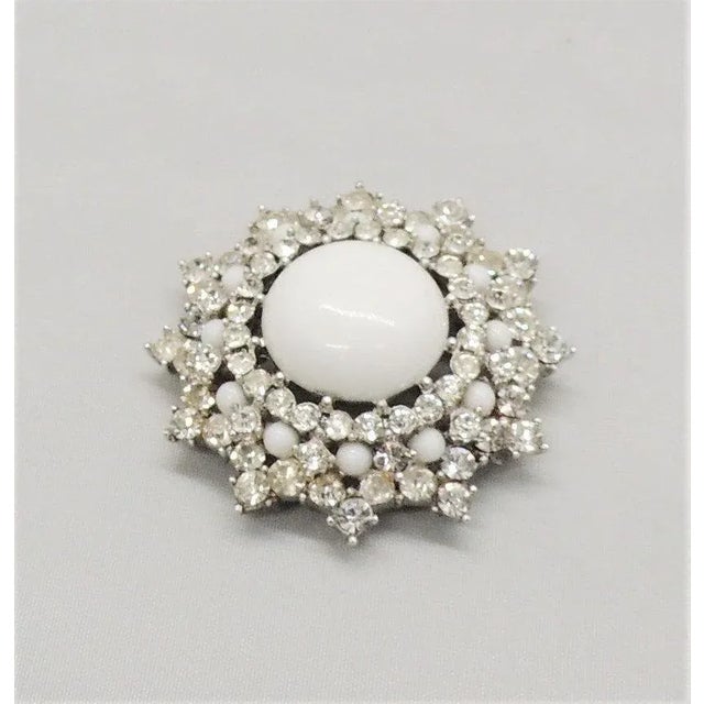 Metal Vintage 1950s Signed Crown Trifari Beaded Rhinestone Necklace/Detachable Brooch For Sale - Image 7 of 12