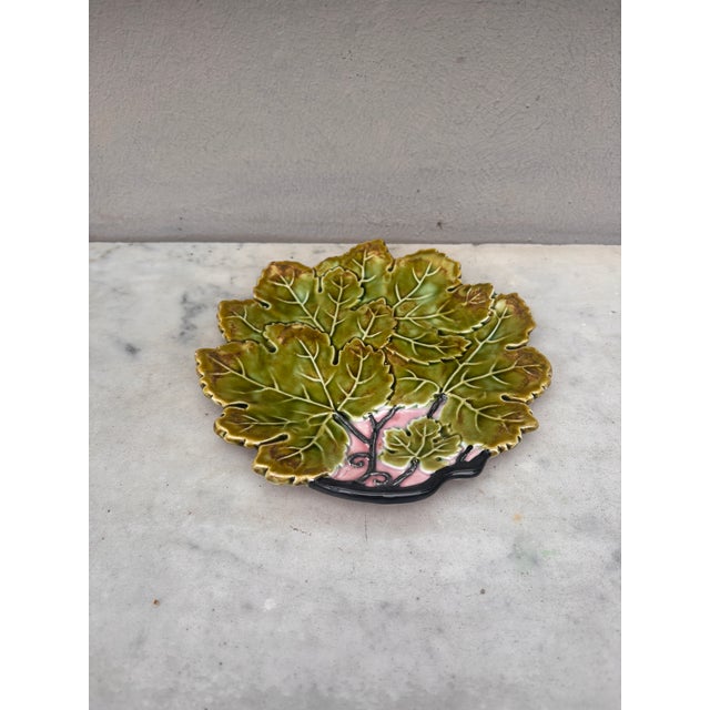 Rustic Continental Majolica Leaf Plate Circa 1900 For Sale - Image 3 of 7