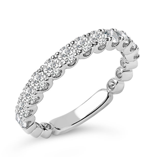 Contemporary 14K White Gold 1.00 Cttw Round Diamond Prong Set Wedding Band - Size 4 For Sale - Image 3 of 6