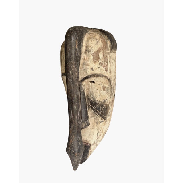 1980s Vintage African Fang Elongated Face Wooden Bird Mask Gabon 16" H For Sale - Image 5 of 5