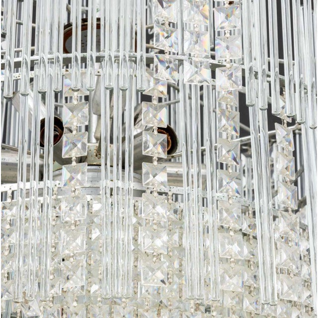 Sciolari Tiered Crystal and Chrome Chandelier For Sale In New York - Image 6 of 10