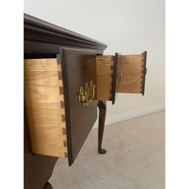 Mid 20th Century Mid 20th Century Mahogany Baker Style Lowboy/Entry Table/Accent Table Excellent "Mint" Condition. For Sale - Image 5 of 12