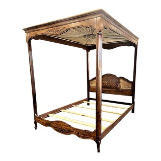 Louis XV Queen Size Canopy Bed - Vintage Carved Walnut by Thomasville - 1980s For Sale