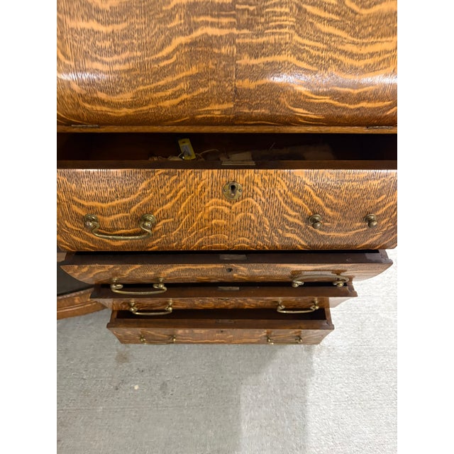 Oak Secretary Bookcase, Early 20th Century For Sale In Savannah - Image 6 of 10