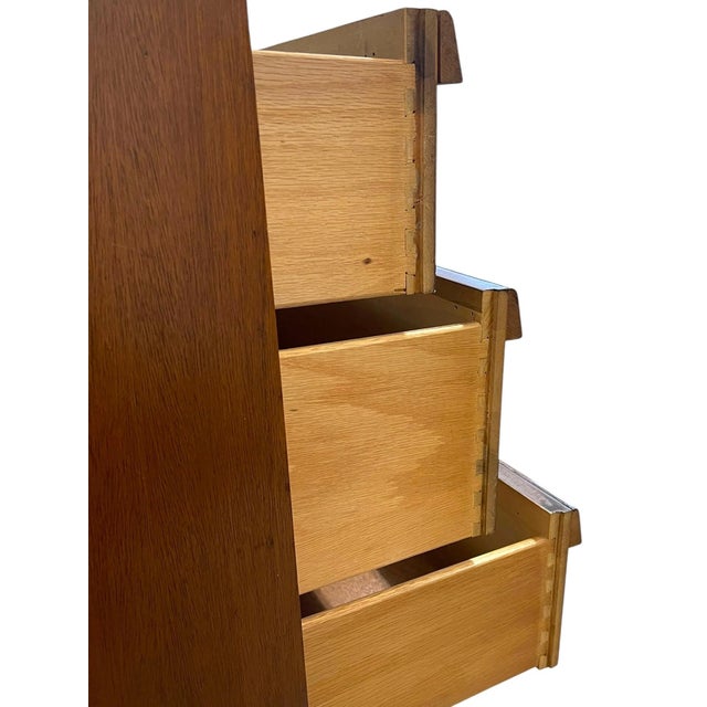 Vintage Mid Century Modern 6-Drawer Dresser by Bassett Furniture, Tapered Legs, Dovetail Construction For Sale In Seattle - Image 6 of 8