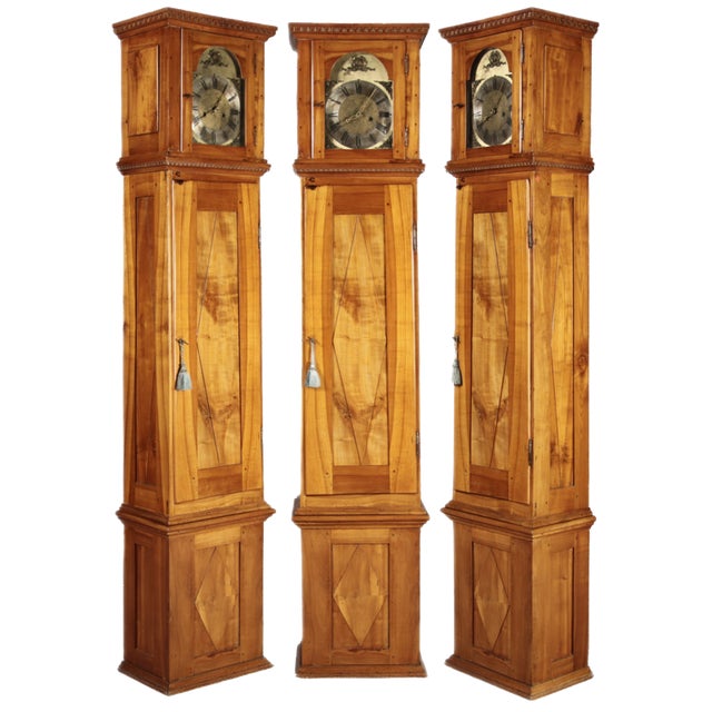 Antique Biedermeier Grandfather Clock in Cherry Tree, 19th Century For Sale