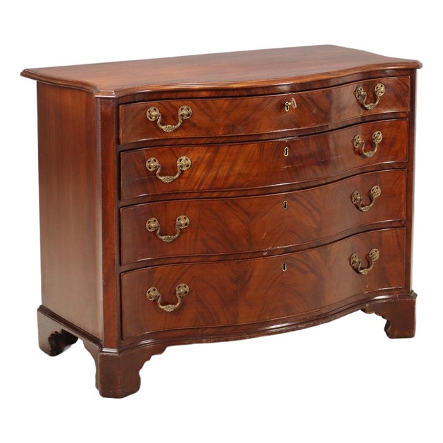 Small Chest of Drawers in Mahogany and Mahogany Feather For Sale