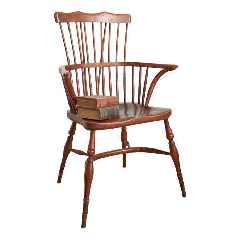 English Windsor Chair in Wood For Sale