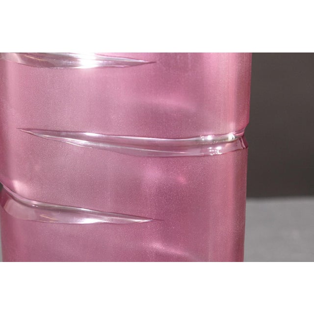Jill Moser Moser Studio Cut Glass Seld Purple Pink Vase Numbered 93/100 Decorative Vase For Sale - Image 4 of 5