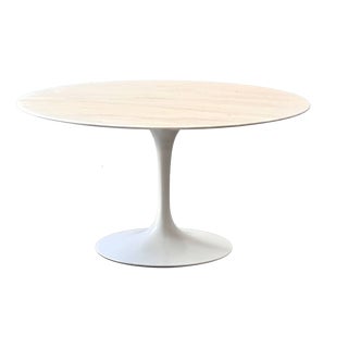 Tulip Table by Eero Saarinen for Knoll International, 1956 For Sale