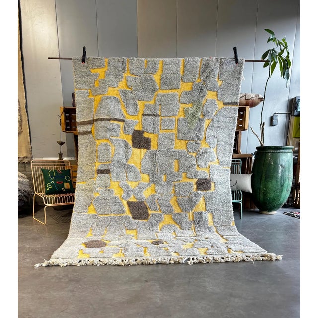 Modern Beni Ourain Moroccan Wool Rug For Sale - Image 13 of 17