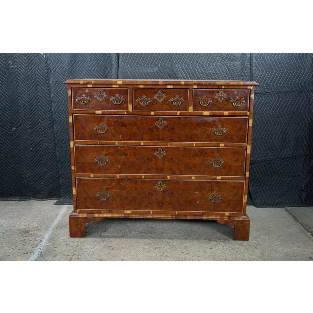Antique English George II Style Oyster Burl Yew Bachelors Chest Dresser Commode For Sale - Image 6 of 18