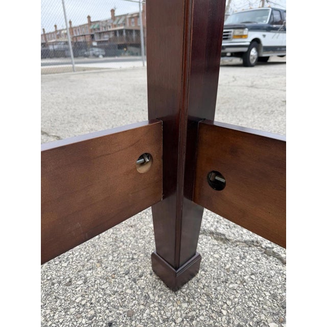 Henredon Georgian Chippendale Mahogany Queen Size Tall Carved Finial Poster Bed For Sale - Image 14 of 17