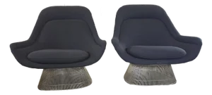 Pair of 1980s Knoll Planter Easy Lounge Chairs