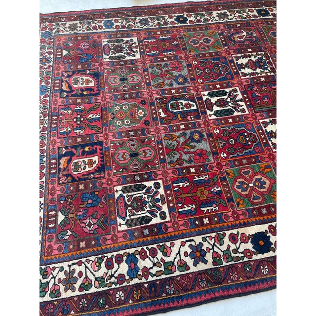 Semi-Antique Persian Bakhtiari with Iconic Garden Design Rug 7.2 x 10.7 For Sale In Milwaukee - Image 6 of 11