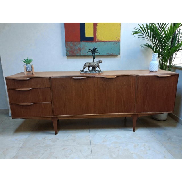 Mid-Century Teak Dunvegan Sideboard from A.H. McIntosh, 1960s For Sale - Image 11 of 18