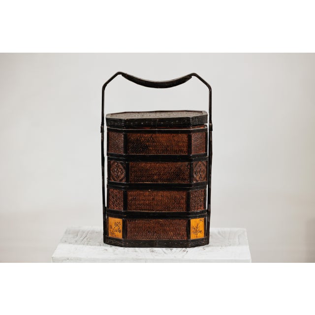 Mid 20th Century Chinese Hexagonal Four-Tier Woven Bamboo Basket with Carved Handle For Sale - Image 16 of 18