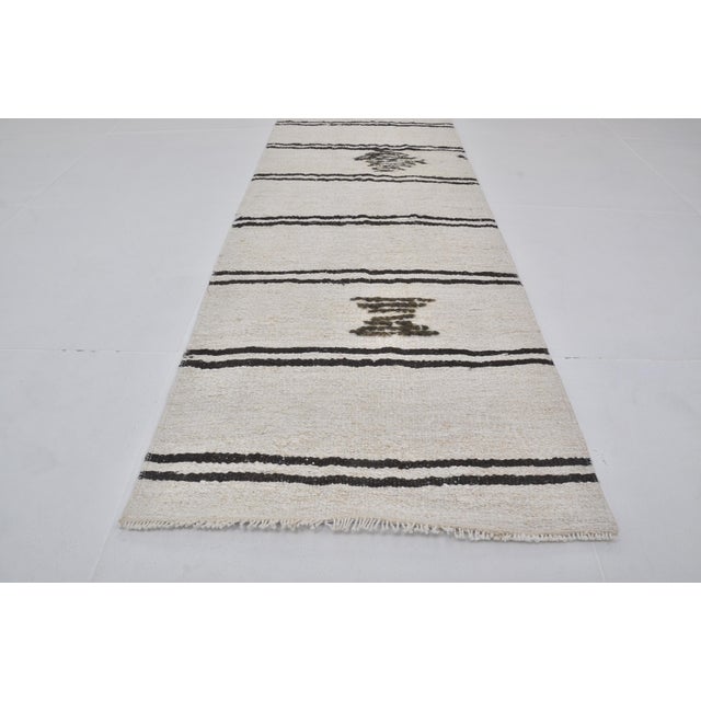 Off-white 1950s Turkish Hemp Kilim Runner Rug For Sale - Image 8 of 10