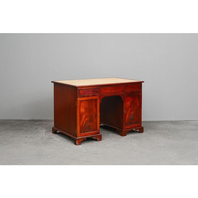 Vintage English Mahogany Desk, 20th Century For Sale - Image 6 of 18