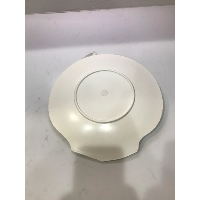 Ceramic Wedgwood Seaside Chic Scalloped Edge Nautilus Plate For Sale - Image 7 of 9