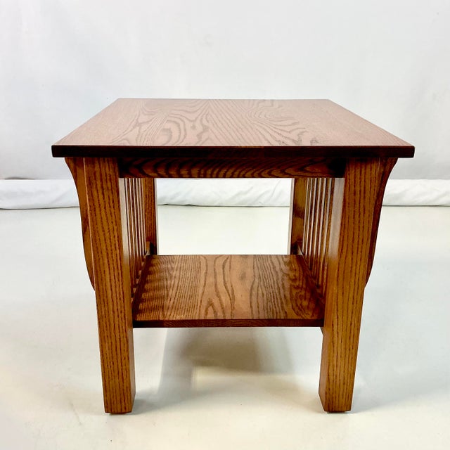 1990s Vintage Arts & Crafts Mission Oak Slatted Side Table, After Stickley. For Sale - Image 6 of 12
