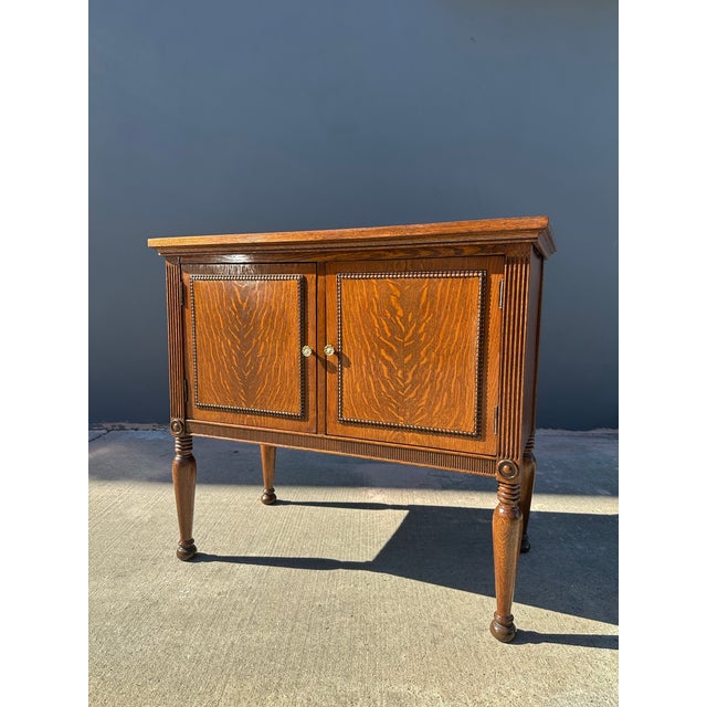 Victorian Antique Quarter-Sawn Tiger Oak Two-Door Server With Turned Legs and Classical Detailing For Sale - Image 3 of 7