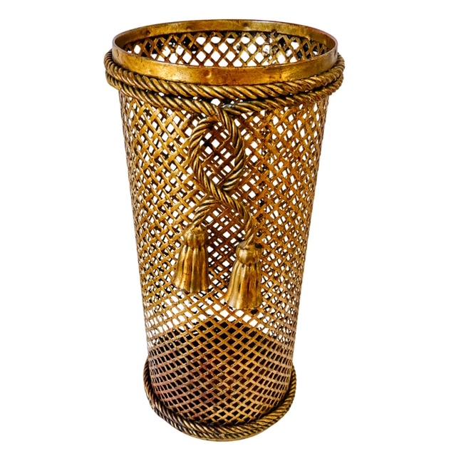 1950 Mid-Century Italian Gilt Metal Lattice & Rope Tassel Umbrella Stand, Attr. To Li Puma Firenze For Sale In San Diego - Image 6 of 9