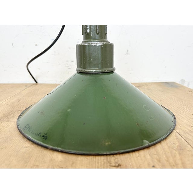 Industrial Green Enamel Military Pendant Lamp with Cast Aluminium Top, 1960s For Sale - Image 12 of 17