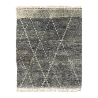 Ombré Diamond Trellis Hand-Knotted Wool Rug | 10'6" X 8'8" | One of a Kind For Sale