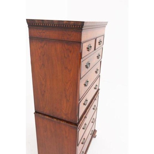 1920s Georgian Revival Chest on Chest of Drawers in Elm, 1920s For Sale - Image 5 of 9