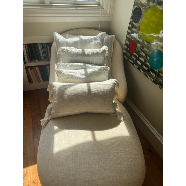 Mid-Century Modern Late 20th Century Chaise Lounge Newly Reupholstered For Sale - Image 3 of 4