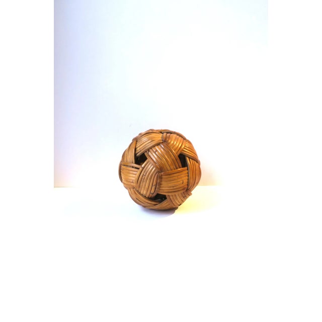 Chinoiserie Wicker Rattan Ball Sphere Decorative Object Chinoiserie Style For Sale - Image 3 of 11