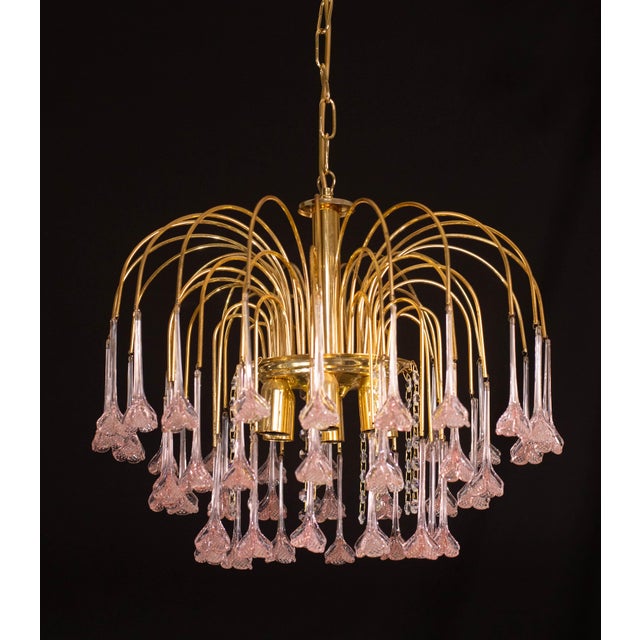 Pretty Murano chandelier with pink and transparent with altenate crystals flowers in the style of Venini's La Cascata....