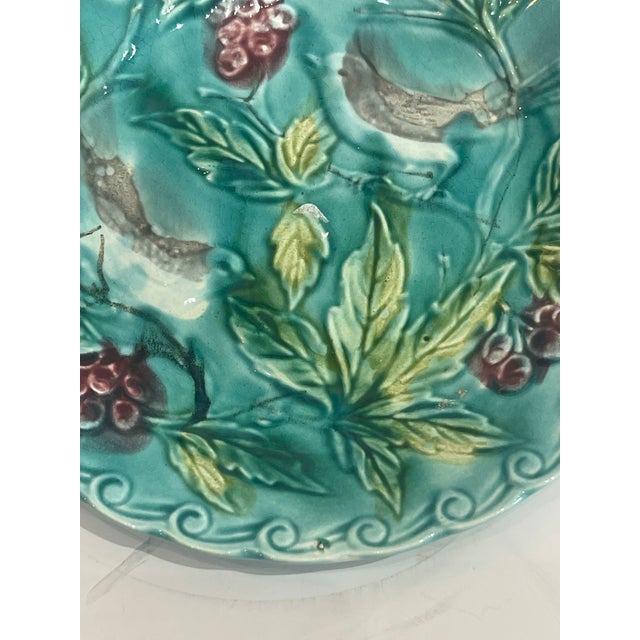 Art Nouveau French Antique Majolica Art Nouveau Bird Plate by Onnaing c.1890 For Sale - Image 3 of 8