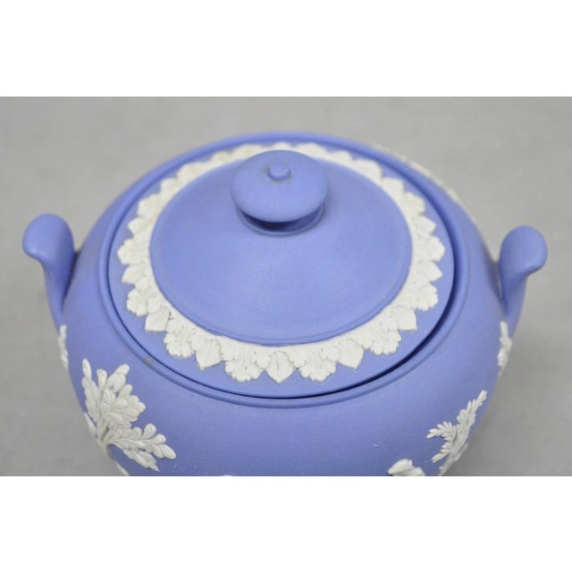 Antique Wedgwood Blue Jasperware Tea Set W/ Tea Pot Creamer Sugar Bowl 3 Pc Set For Sale In Philadelphia - Image 6 of 15