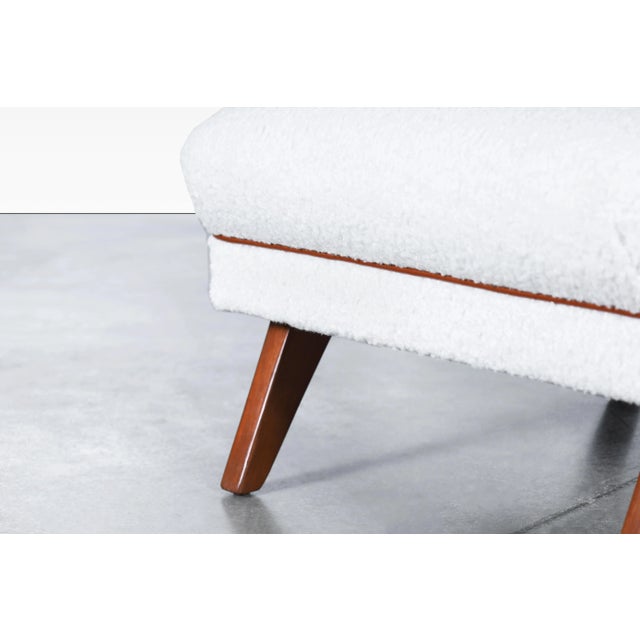 White 1950s Mid-Century Modern Lounge Chairs in Boucle & Leather For Sale - Image 8 of 12