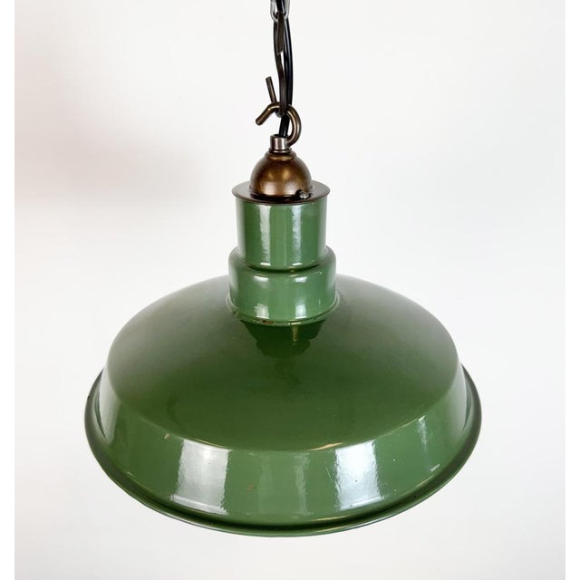 Metal Industrial British Green Enamel Factory Pendant Lamp, 1960s For Sale - Image 7 of 17