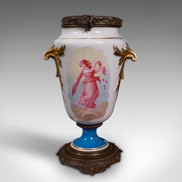 Late 19th Century 1900s Antique Victorian French Ceramic Decorative Jardiniere For Sale - Image 5 of 13
