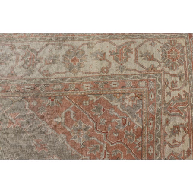 Early 20th Century Large Antique Turkish Oushak With Medallion in Green and Pink 13'4 X 16'4 For Sale - Image 5 of 12