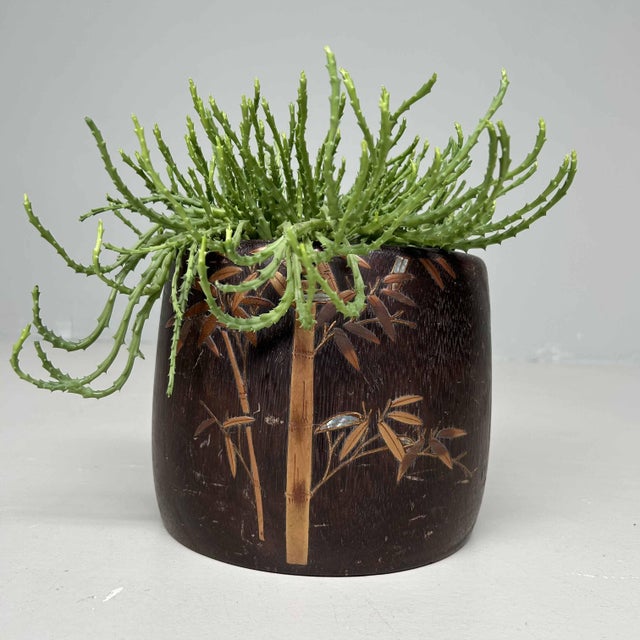 Boho Chic Antique Kiri Maki-E Hibachi in Bamboo, Japan, 1890s For Sale - Image 3 of 16